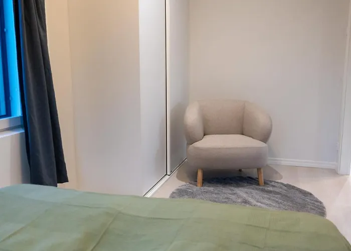 Glorious Two-floor House, 4 Bedrooms, Sauna, Park